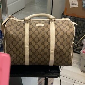 Gucci Boston